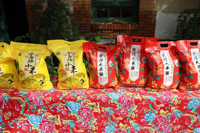 【微济阳】过节了!济阳这个地方今天真热闹.
